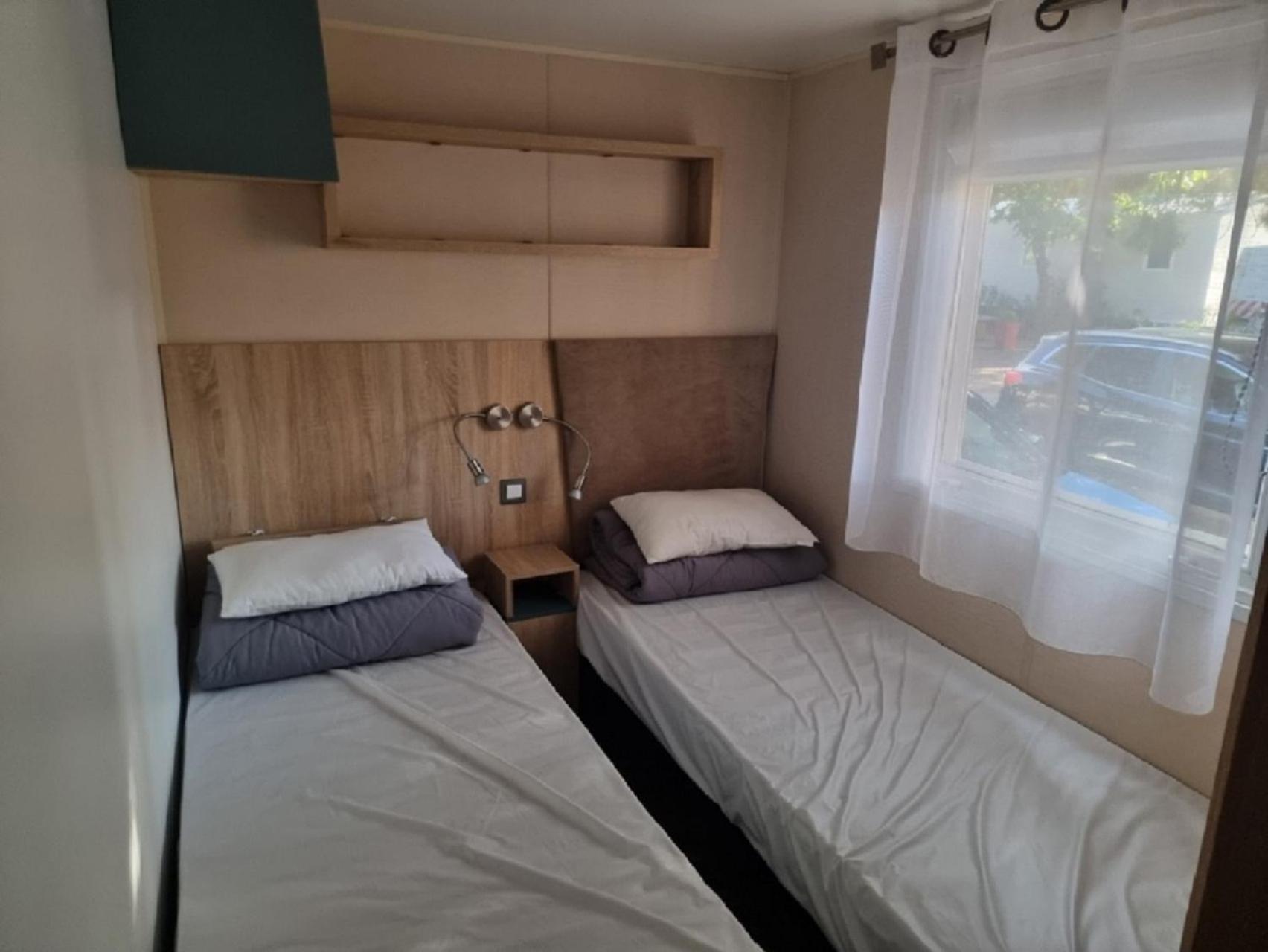 Mobile Home For You Canet-en-Roussillon Exterior photo